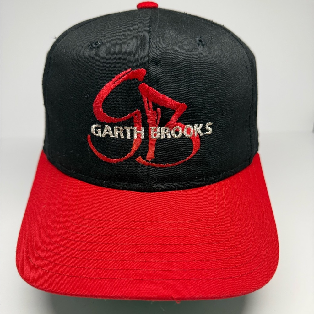 Vintage Yupoong black and red Garth Brooks SnapBack baseball cap